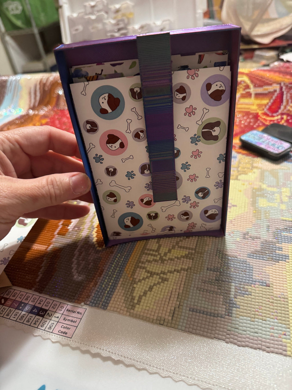 release paper holder/dispenser for diamond art designed by apejay customs