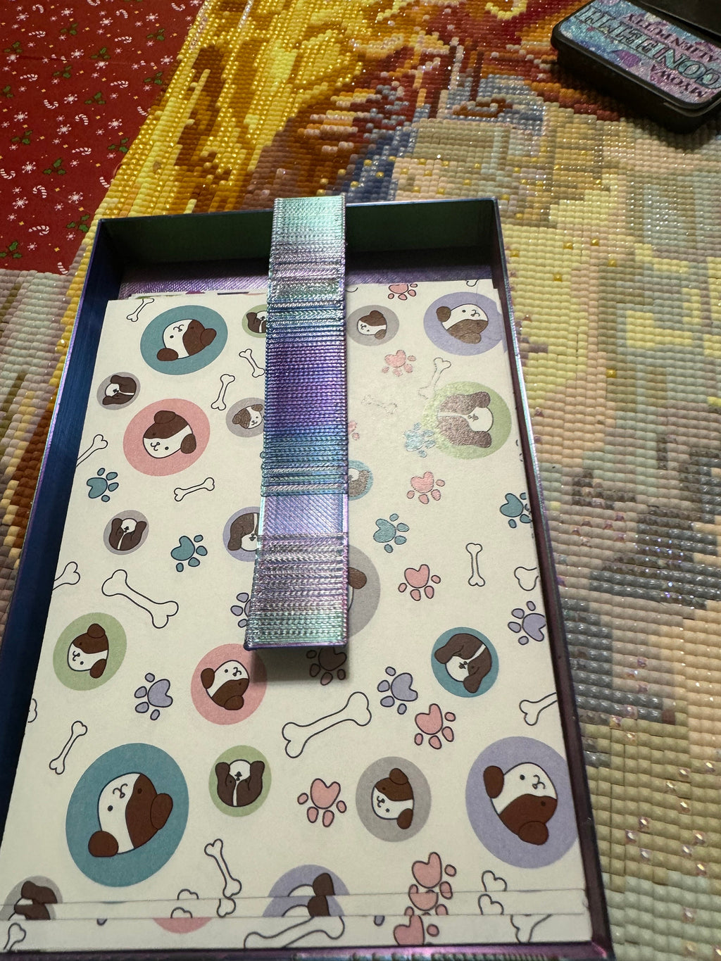 release paper holder/dispenser for diamond art designed by apejay customs