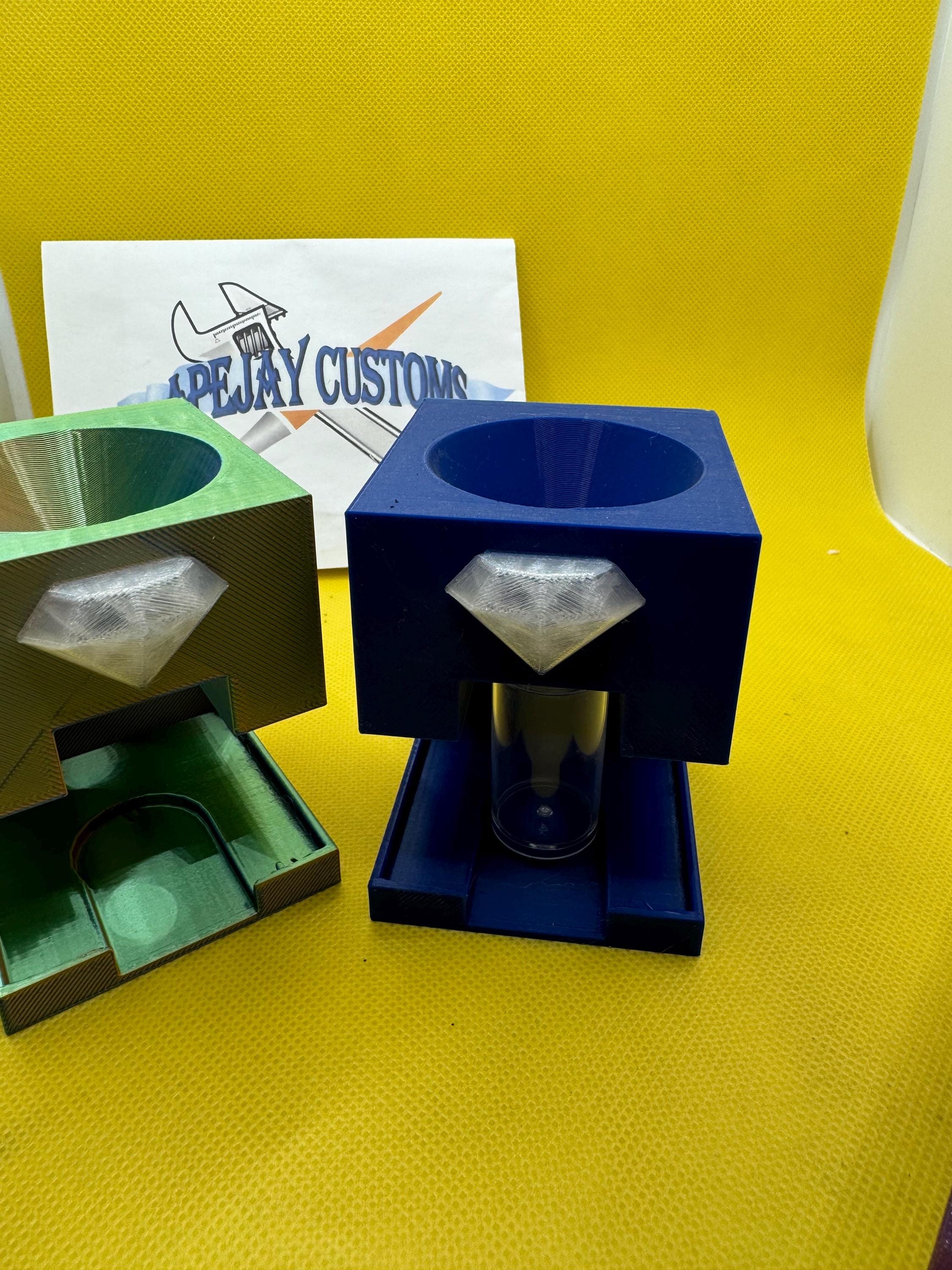 DIamond art Funnel for round containers created by apejay customs