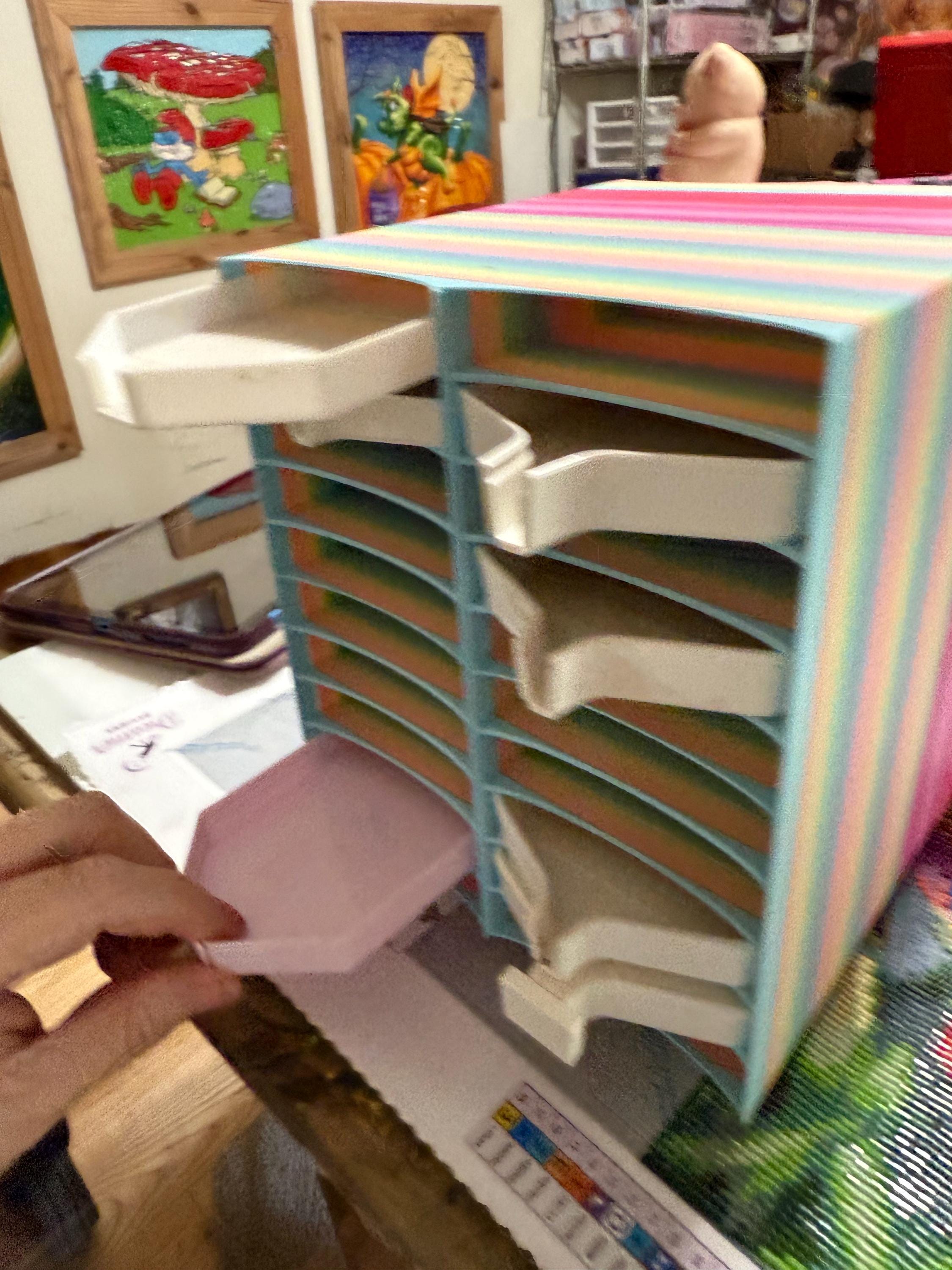 Spinning DAC Tray Tower holds 40 trays