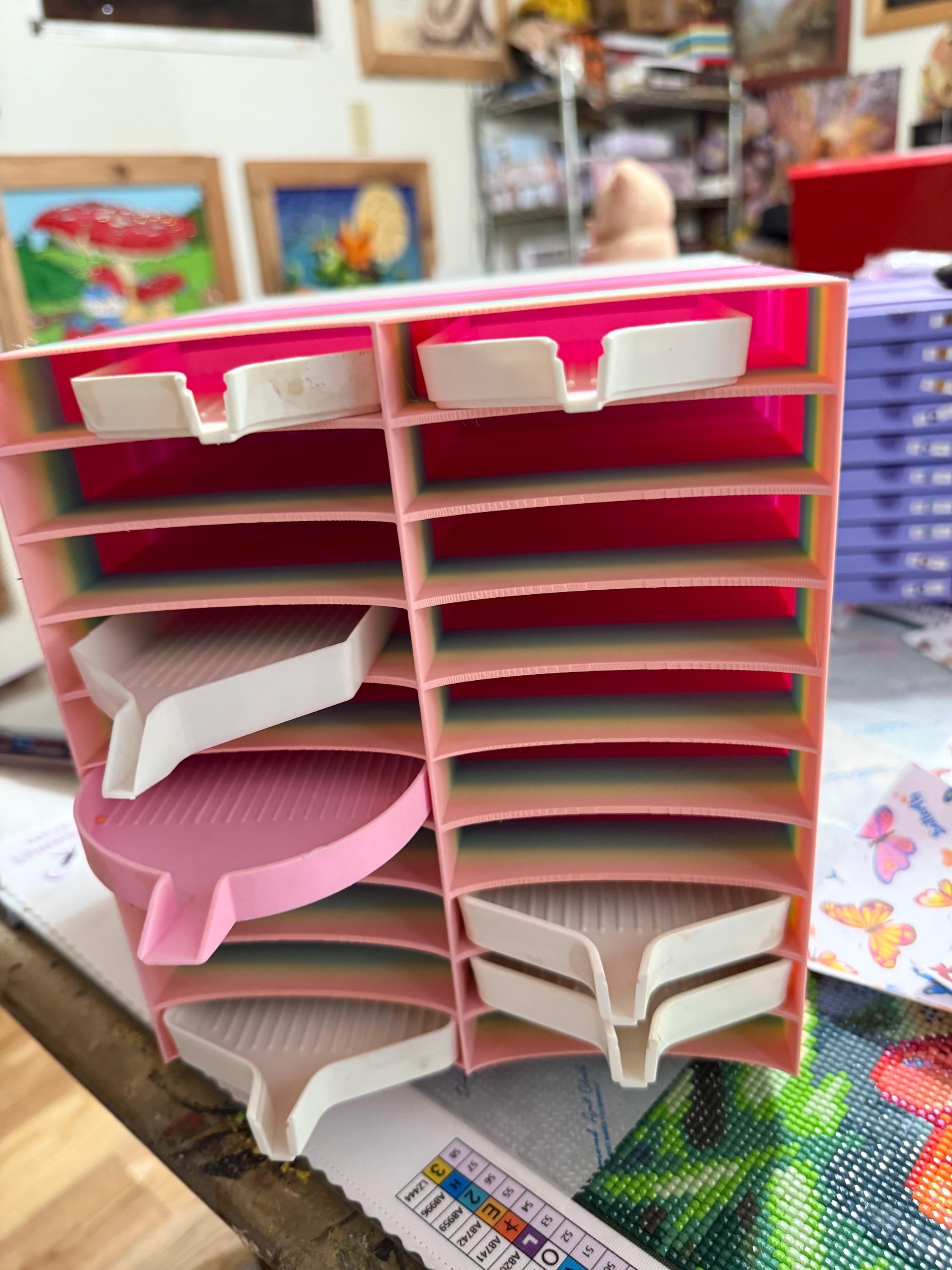 Spinning DAC Tray Tower holds 40 trays