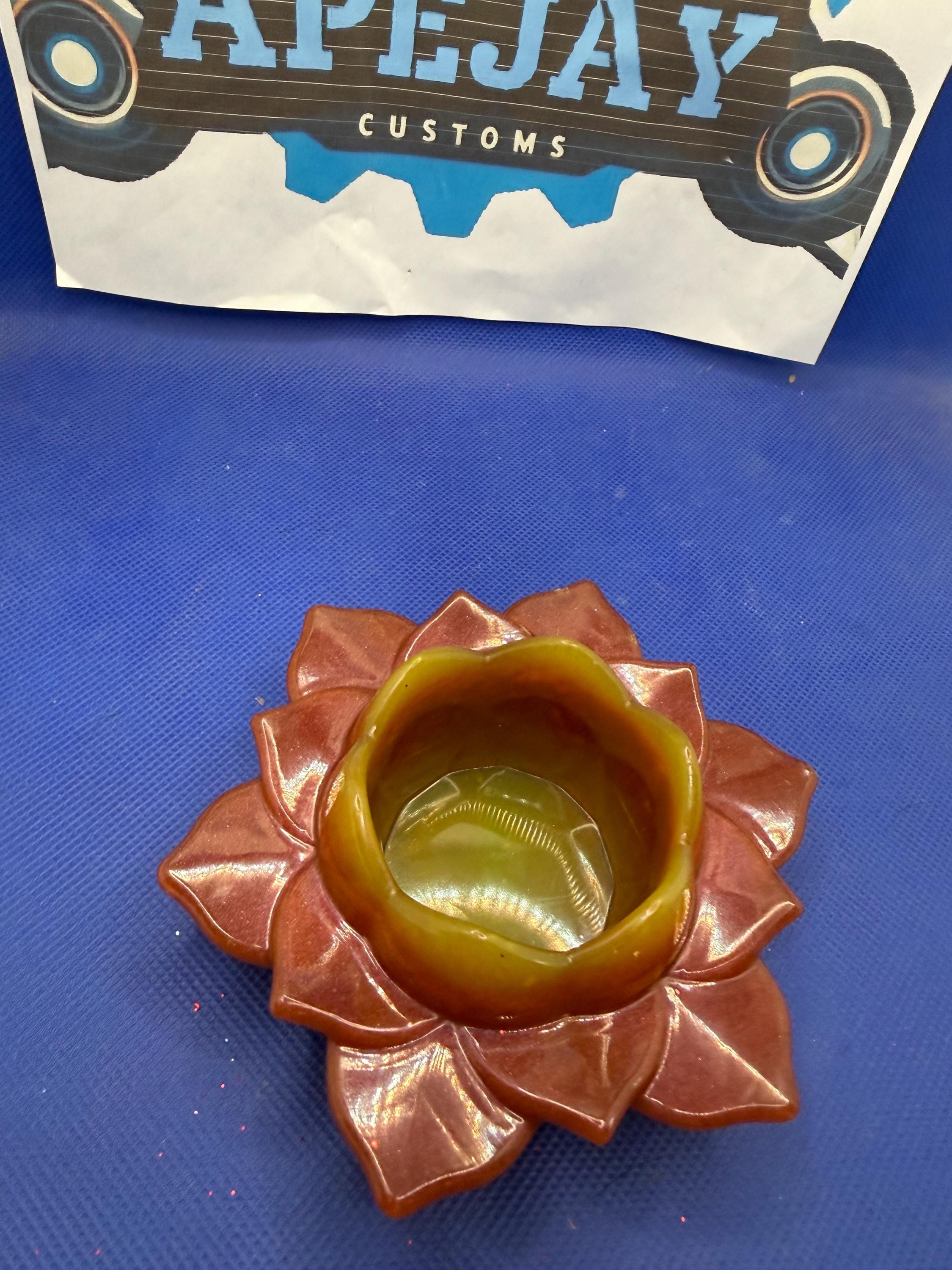 Lotus flower paperweight