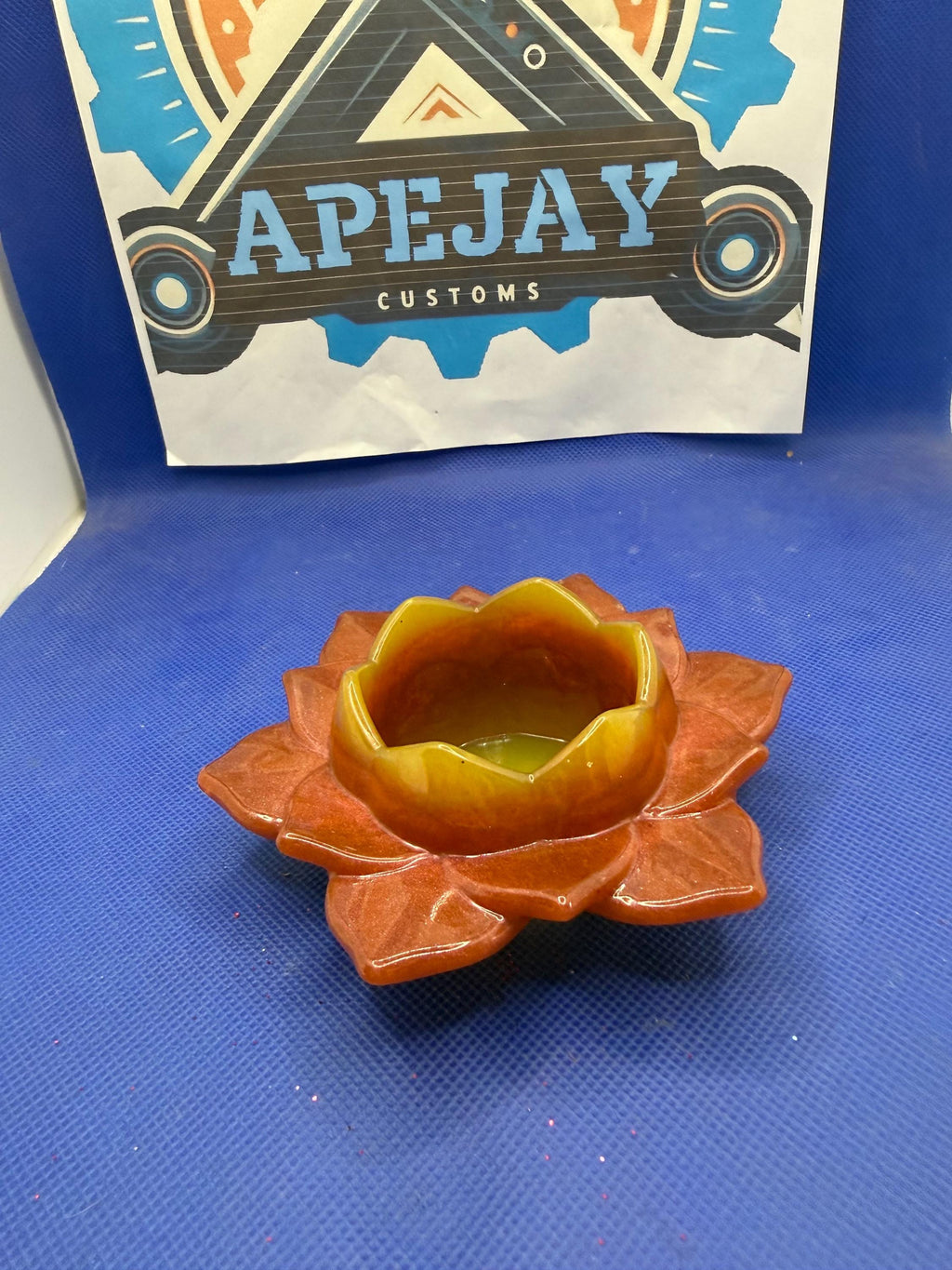 Lotus flower paperweight